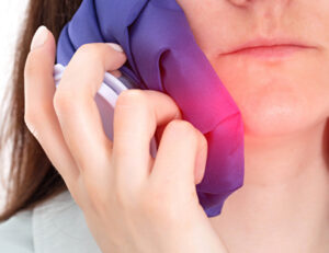 下高井戸の歯医者、カズデンタルクリニックで歯周病の急性発作についての解説